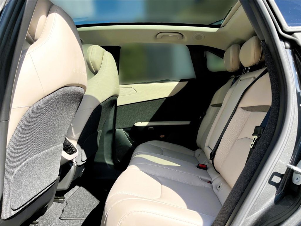 Mazda CX-6e