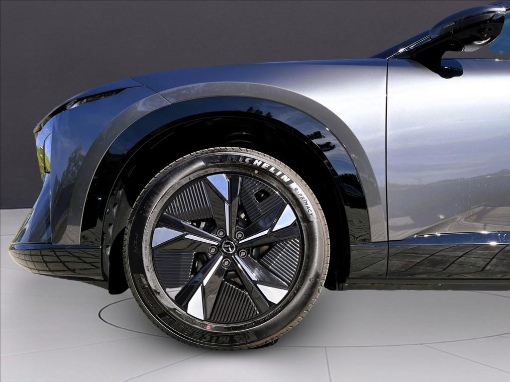 Mazda CX-6e